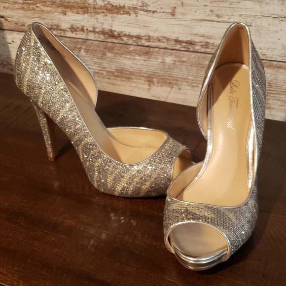 Lulu Townsend Shoes - Lulu Townsend Silver Sparkle Heels size 9
